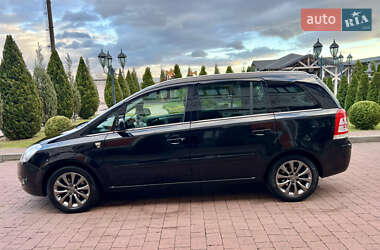 Минивэн Opel Zafira 2010 в Стрые