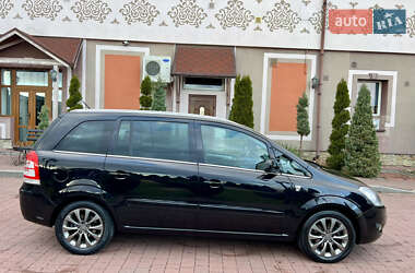 Минивэн Opel Zafira 2010 в Стрые