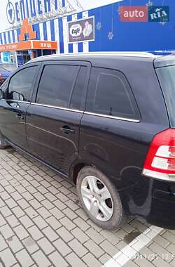 Минивэн Opel Zafira 2009 в 