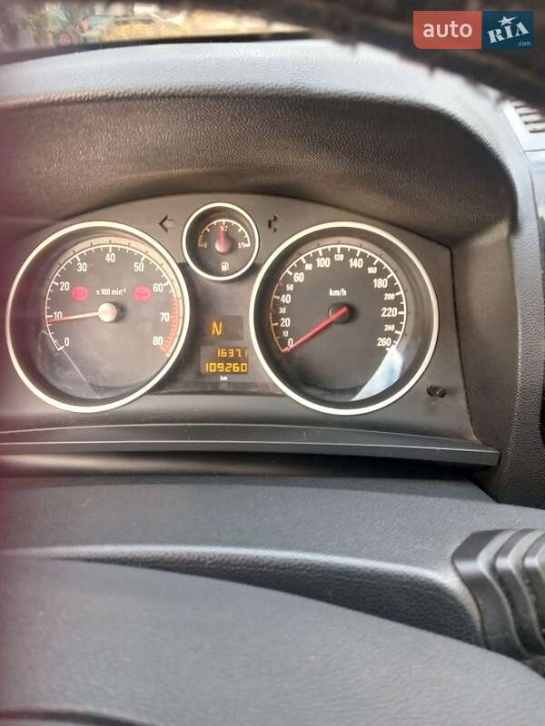 Мінівен Opel Zafira 2012 в Кременчуці