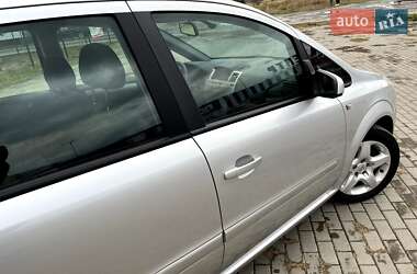 Минивэн Opel Zafira 2008 в Славуте