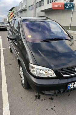 Мінівен Opel Zafira 2001 в Дніпрі