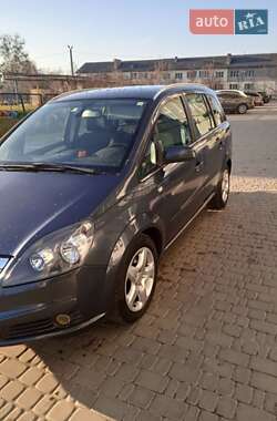 Минивэн Opel Zafira 2007 в Камне-Каширском