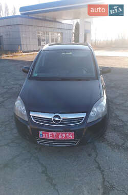 Минивэн Opel Zafira 2010 в Радивилове