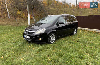 Минивэн Opel Zafira 2010 в Надворной