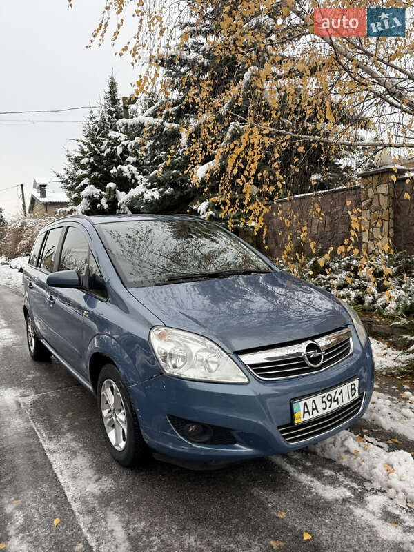 Opel Zafira 2008