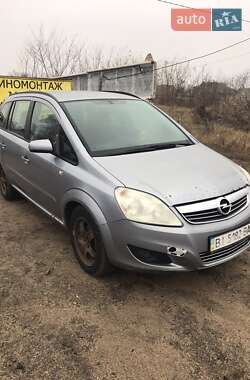 Минивэн Opel Zafira 2008 в Семеновке