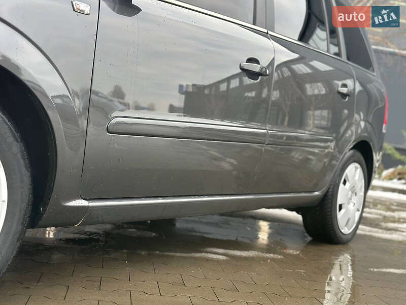 Минивэн Opel Zafira 2011 в Белой Церкви
