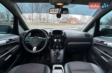 Мінівен Opel Zafira 2011 в 