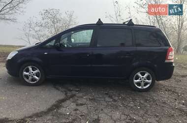 Opel Zafira 2012