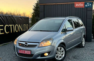 Opel Zafira 2012