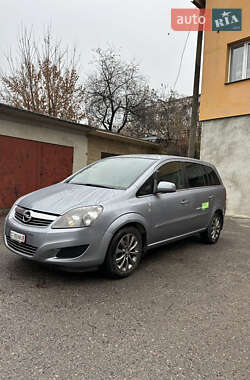 Opel Zafira 2011