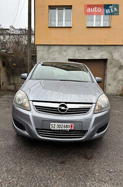 Мінівен Opel Zafira 2011 в Тернополі