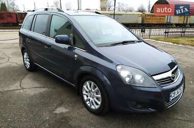 Мінівен Opel Zafira 2010 в Ромнах