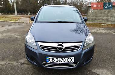 Мінівен Opel Zafira 2010 в Ромнах