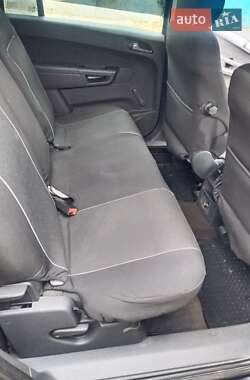 Минивэн Opel Zafira 2009 в 