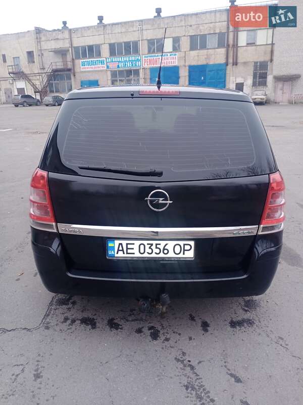 Мінівен Opel Zafira 2009 в Кривому Розі