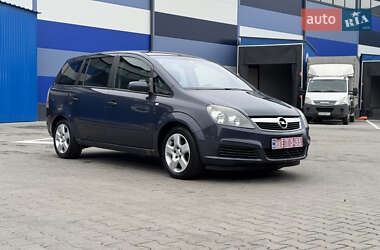 Минивэн Opel Zafira 2007 в Ровно