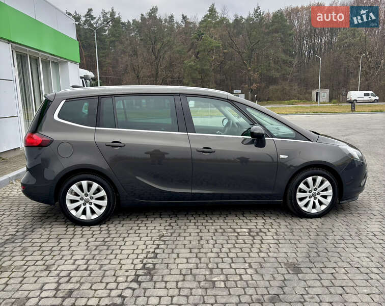 Минивэн Opel Zafira 2015 в Львове