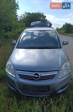 Opel Zafira 2010