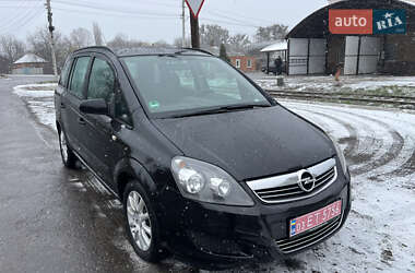 Мінівен Opel Zafira 2009 в Охтирці