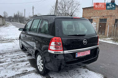 Минивэн Opel Zafira 2009 в Ахтырке