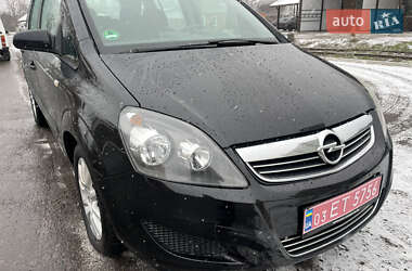 Минивэн Opel Zafira 2009 в Ахтырке