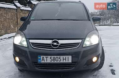 Мінівен Opel Zafira 2008 в Надвірній