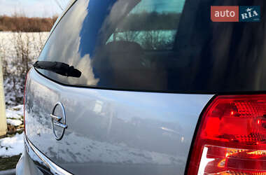 Мінівен Opel Zafira 2011 в Стрию