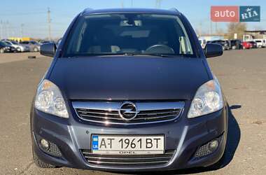 Мінівен Opel Zafira 2010 в Одесі