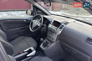 Мінівен Opel Zafira 2009 в Запоріжжі