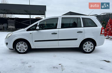 Мінівен Opel Zafira 2010 в Полтаві