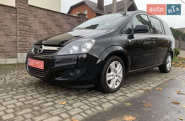 Минивэн Opel Zafira 2011 в Ровно