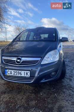 Мінівен Opel Zafira 2010 в Монастирищеві