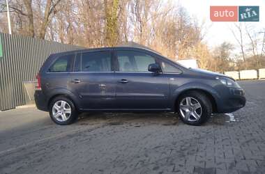 Мінівен Opel Zafira 2011 в Дрогобичі