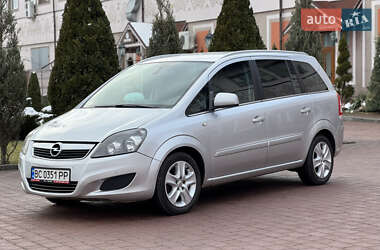 Мінівен Opel Zafira 2011 в Стрию