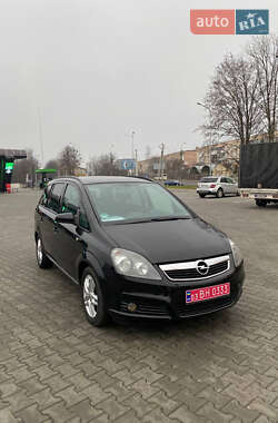 Минивэн Opel Zafira 2007 в Луцке