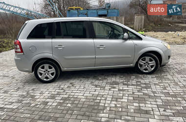 Минивэн Opel Zafira 2011 в Кременце