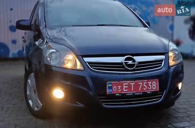 Минивэн Opel Zafira 2011 в Ивано-Франковске