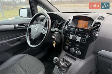 Мінівен Opel Zafira 2010 в Радивиліві