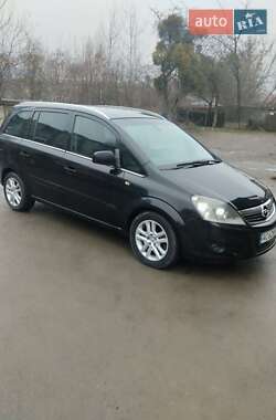 Opel Zafira 2011