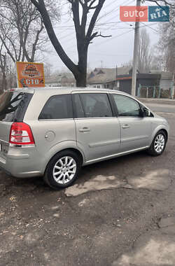 Мінівен Opel Zafira 2011 в 