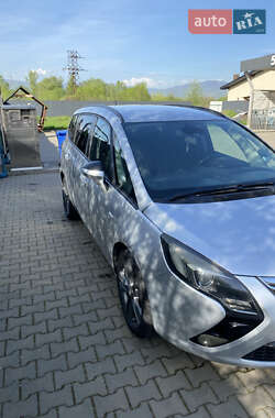 Opel Zafira 2014