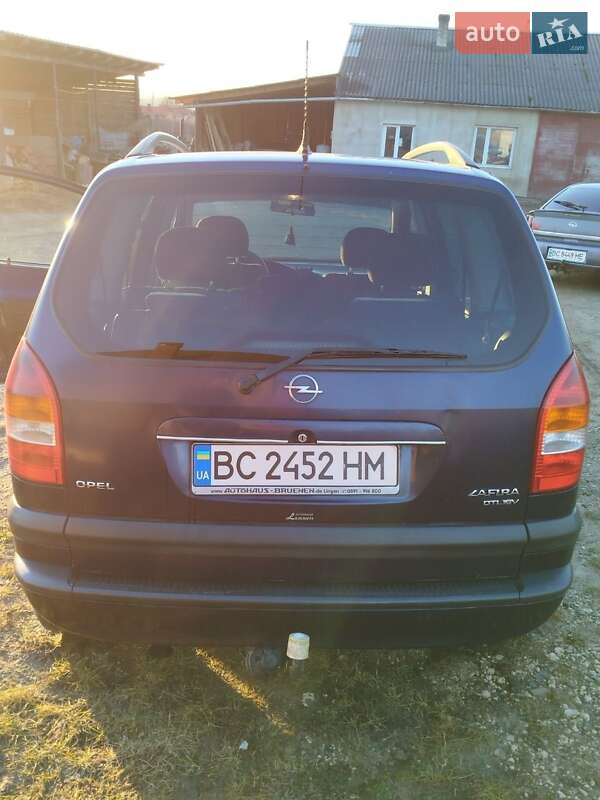 Минивэн Opel Zafira 2001 в Яворове