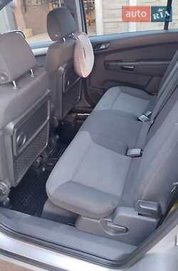 Мінівен Opel Zafira 2007 в Олександрії