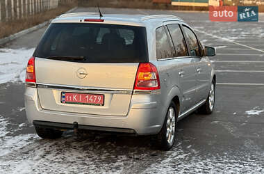 Минивэн Opel Zafira 2011 в Виннице