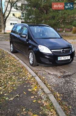 Мінівен Opel Zafira 2010 в Южноукраїнську