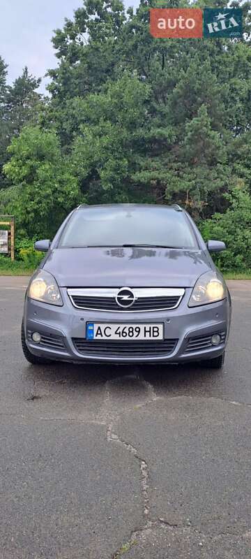 Минивэн Opel Zafira 2007 в Ковеле