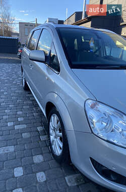 Мінівен Opel Zafira 2010 в Хмельницькому