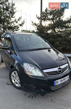 Opel Zafira 2012